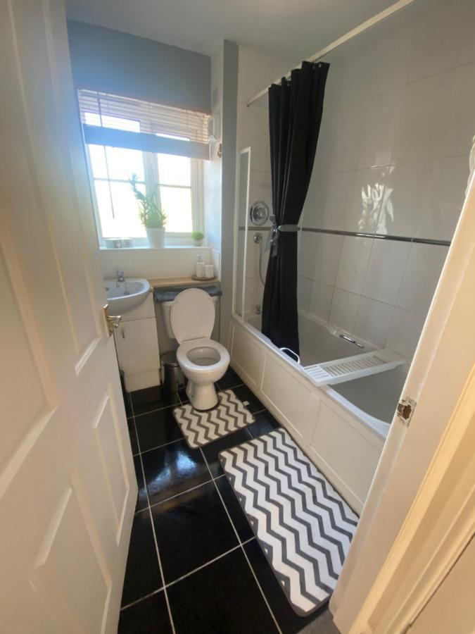 Inverness City Apartments - Modern & Bright Apartment Close To Raigmore Hospital & Shops Inshes Экстерьер фото
