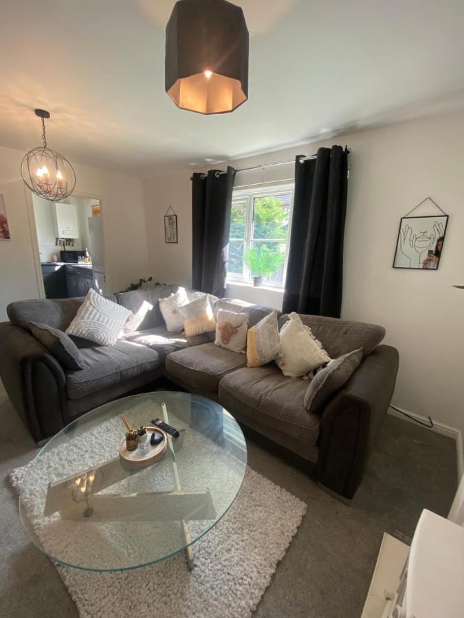 Inverness City Apartments - Modern & Bright Apartment Close To Raigmore Hospital & Shops Inshes Экстерьер фото